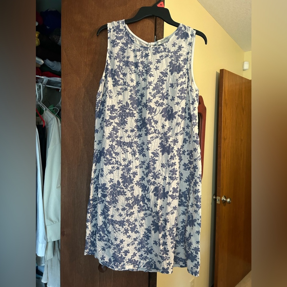 Floral linen dress